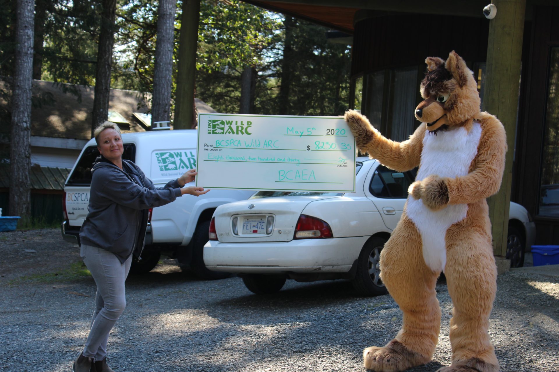 Vancoufur raises over 8K for WildARK